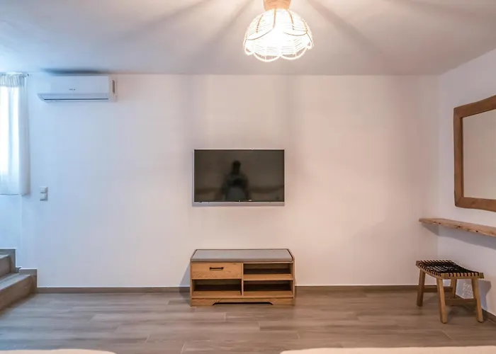 Epithea 5 με ιδιωτική πισίνα Feriehus Kythnos