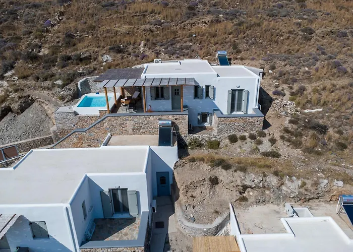 Epithea 5 με ιδιωτική πισίνα Feriehus Kythnos