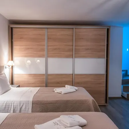 Epithea 5 με ιδιωτική πισίνα *